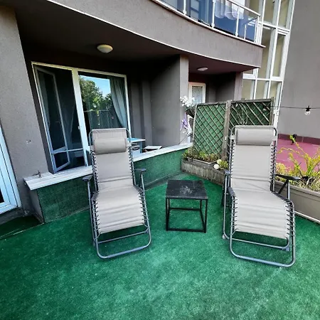 דירה For Rent In Sunny Beach/